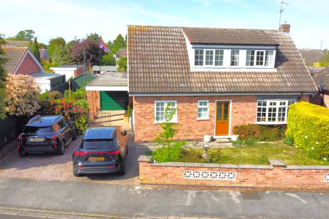 Peterborough Road, Collingham, Newark 3 bed detached house for sale