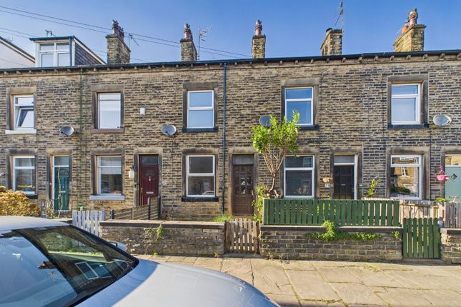 Myrtle Avenue, Bingley 4 bed terraced house for sale