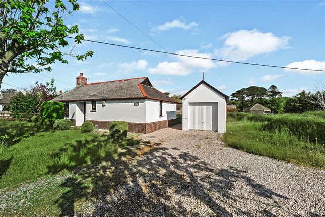 Saltash PL12 2 bed detached bungalow for sale