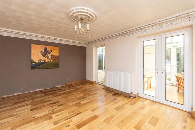 4 bedroom end of terrace house for sale