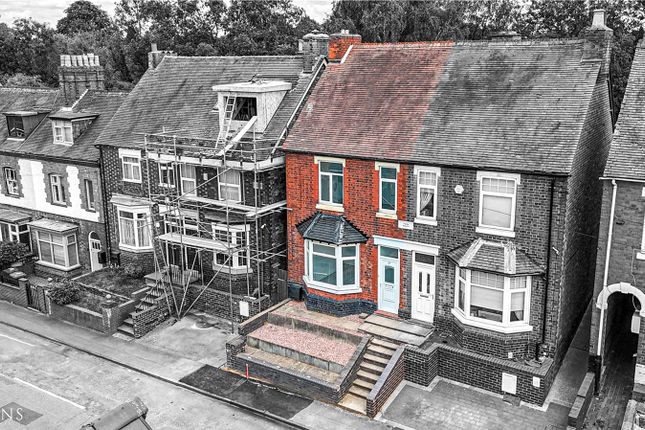 3 bed semi-detached house