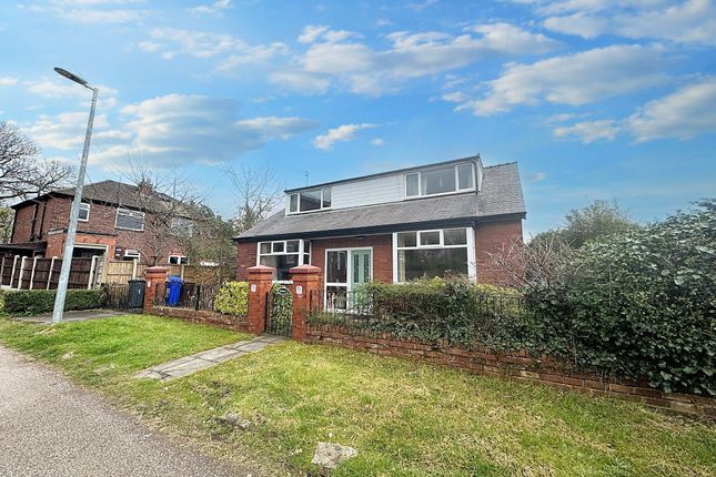 Midgley Street, Manchester M27 4 bed detached bungalow for sale