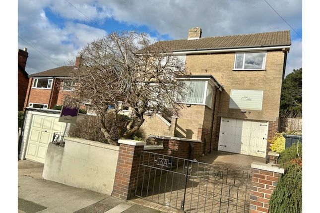 4 bed detached house