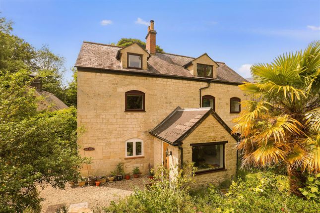 Bath Road, Woodchester, Stroud 4 bed detached house for sale
