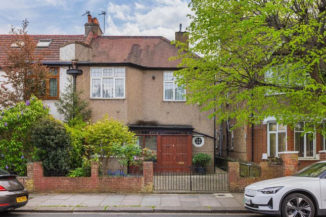 4 bedroom semi-detached house for sale