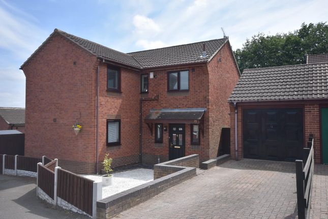 Hallfield Close, Wingerworth... 4 bed detached house for sale