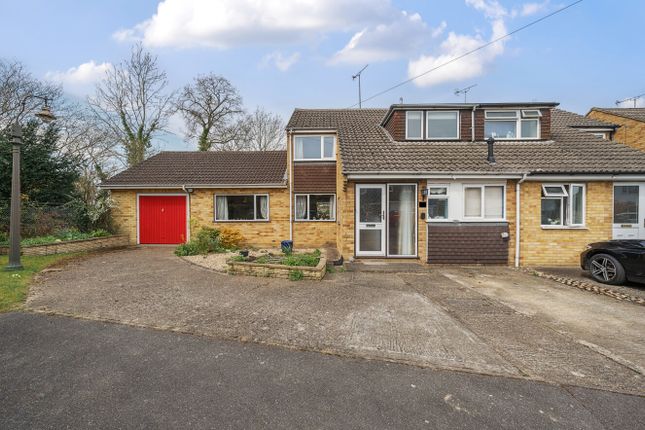 Reynards Close, Wokingham RG41 3 bed semi