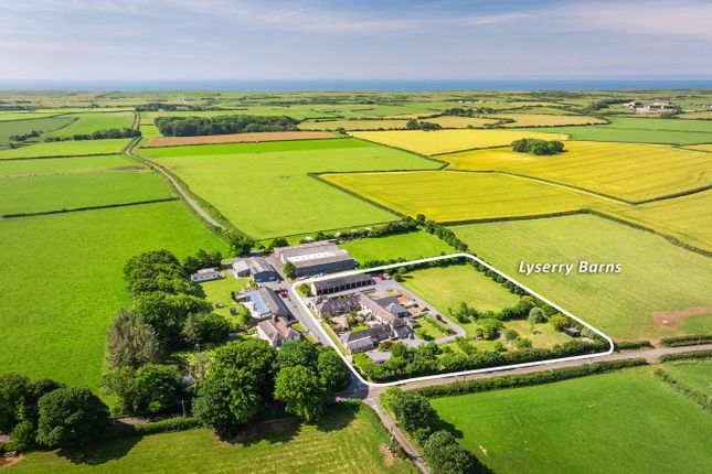 Pembroke SA71 5 bed barn conversion for sale