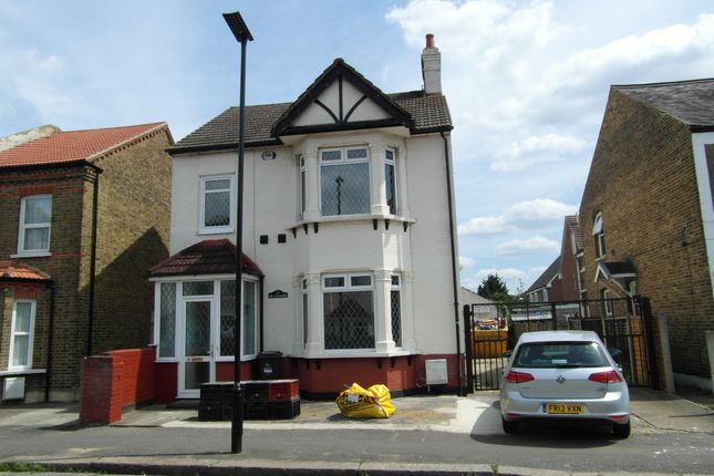 Cromwell Road, Hounslow TW3 3 bed detached house for sale