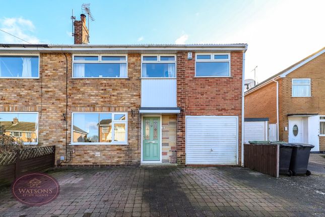 Clinton Avenue, Brinsley, Nottingham... 4 bed semi
