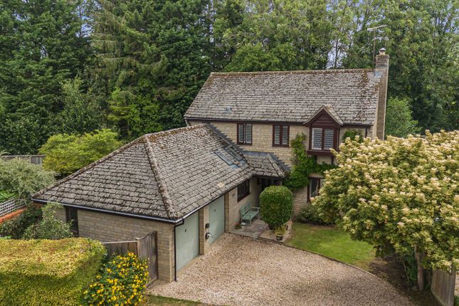 Lakeside, South Cerney, Cirencester... 4 bed detached house for sale
