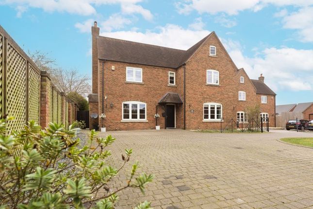 7 bedroom detached house for sale