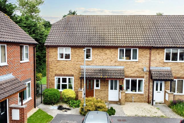 The Orchard, Trowbridge BA14 3 bed end of terrace house for sale