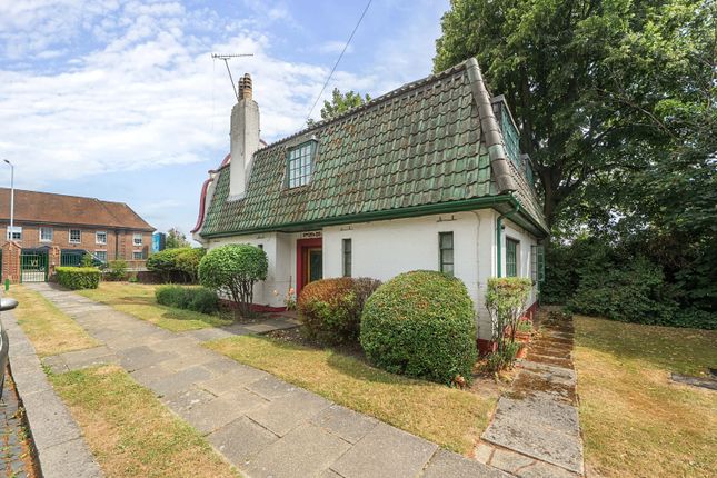 Ealing Village, Ealing, London 2 bed maisonette for sale