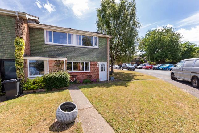 Buffins, Taplow, Maidenhead 3 bed end of terrace house for sale