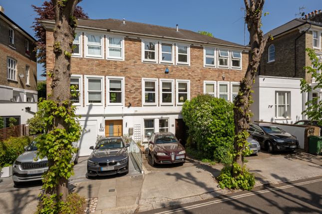 3 bed town house