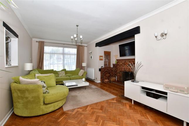 Reigate Road, Epsom, Surrey 5 bed detached house for sale