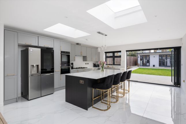 Herbert Gardens, London, NW10 4 bed semi