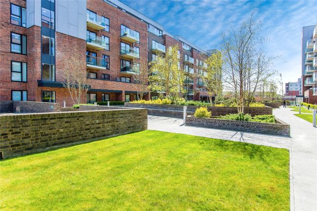2 bed flat