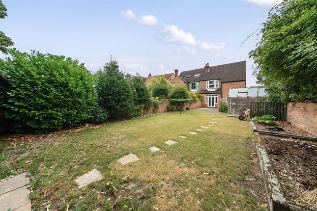 Beverley Crescent, Bedford 4 bed house for sale