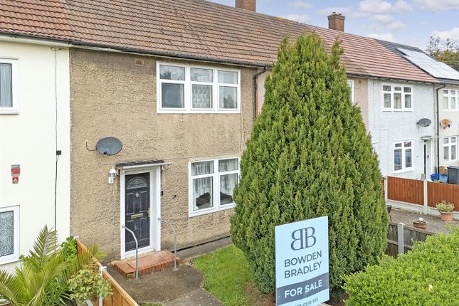 Arrowsmith Path, Chigwell 2 bed terraced house for sale