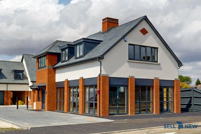 2 bed detached house