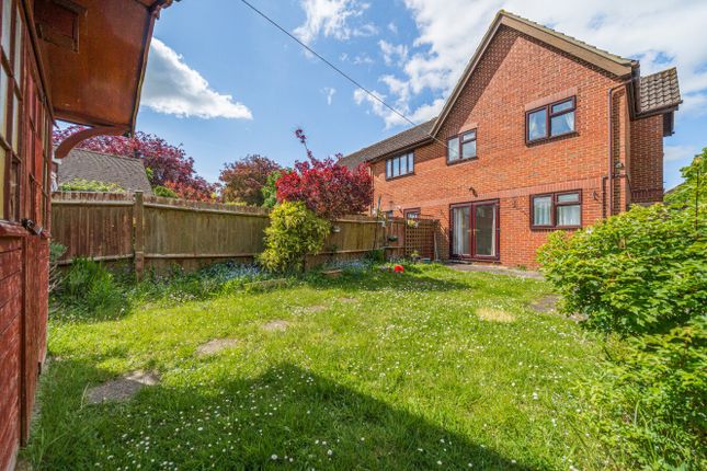 Orchard Road, Farnborough, Kent, BR6 3 bed end of terrace house for sale
