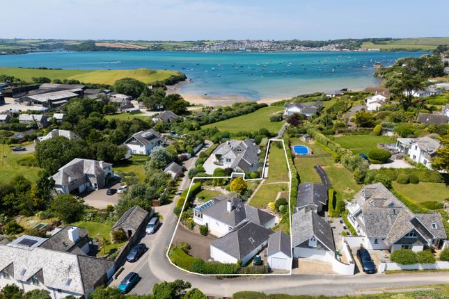 Sandy Corner 4 bed detached house for sale