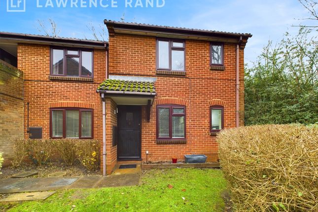 Abercorn Grove, Ruislip, Middlesex, HA4 1 bed maisonette for sale