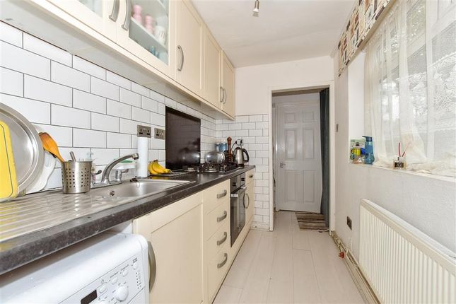 Sturry Road, Canterbury, Kent 2 bed end of terrace house for sale