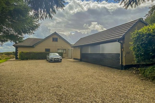 Gwelfro, Penuwch, Tregaron, SY25 3 bed detached bungalow for sale