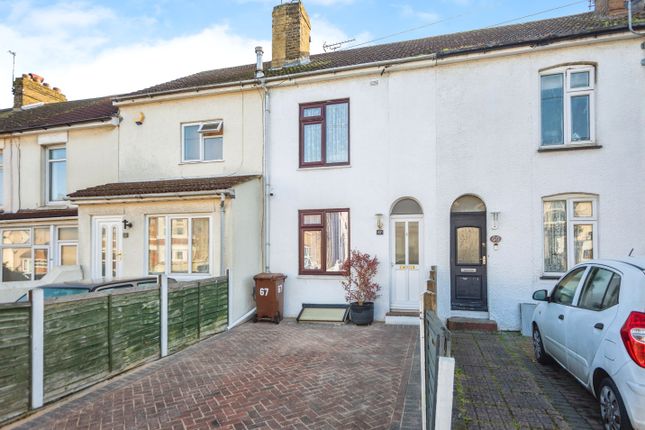 Napier Road, Kent ME7 2 bed terraced house for sale