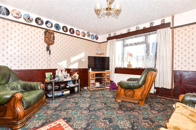 Greggs Wood Road, Tunbridge Wells, Kent 3 bed semi