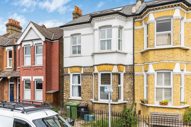 Meadow Road, Bromley, BR2 2 bed maisonette for sale