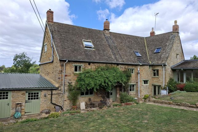 Sibford Ferris, Nr Banbury, Oxfordshire 4 bed detached house for sale
