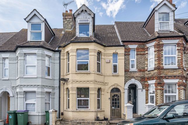 Linden Crescent, Folkestone, CT19 4 bed terraced house for sale