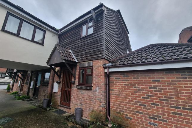 Peacock Mews, Maidstone ME16 1 bed terraced house for sale
