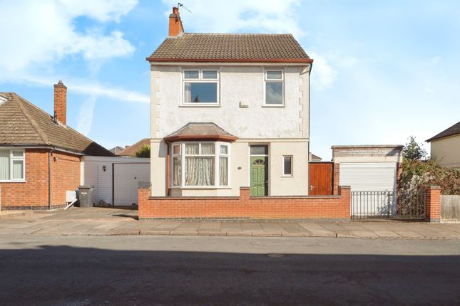 2 bedroom detached house for sale