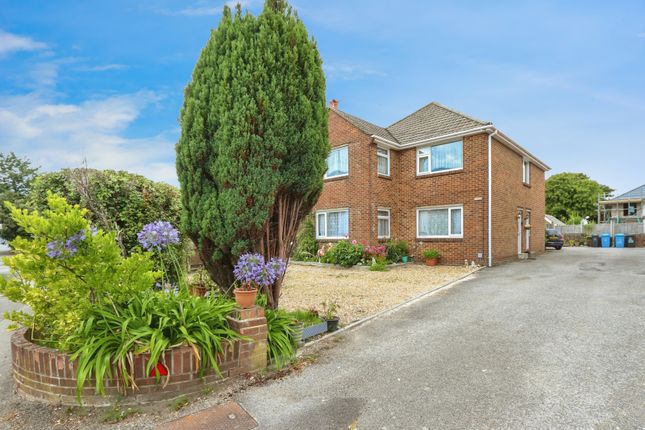 3 bedroom flat for sale