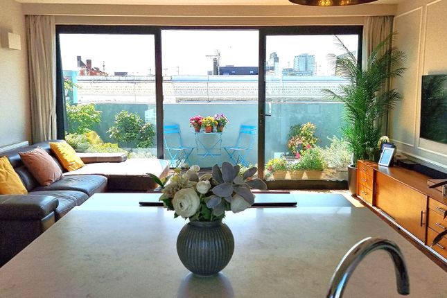 Fairholme Road, London W14 3 bed flat for sale