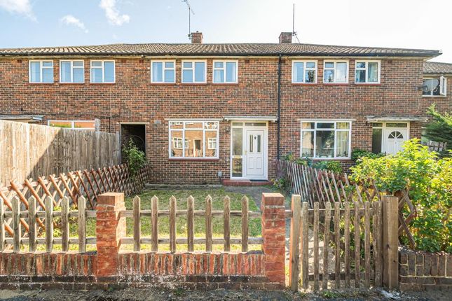 Sheerwater,  Woking,  Surrey,  GU21 3 bed terraced house for sale