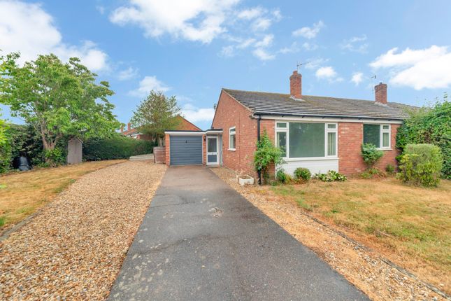 2 bedroom semi-detached bungalow for sale