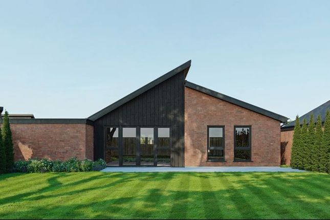Oak Tree Close, Hoveton NR12 2 bed bungalow for sale