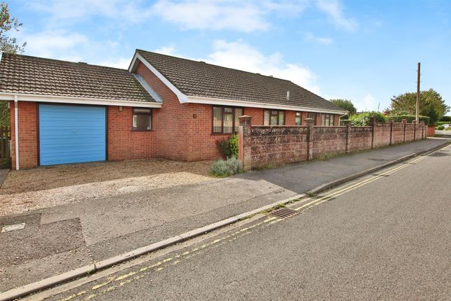 St. Cuthberts Lane, Locks Heath... 3 bed detached bungalow for sale