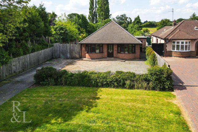 Lullington Road, Overseal, Swadlincote 2 bed bungalow for sale