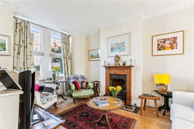 Smallwood Road, London, SW17 2 bed terraced house for sale