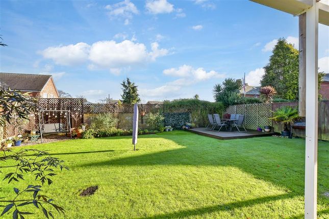 Parklands Avenue, Cowes, Isle of Wight 4 bed detached house for sale