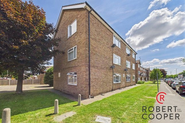 Victoria Road, Ruislip, HA4 2 bed apartment for sale