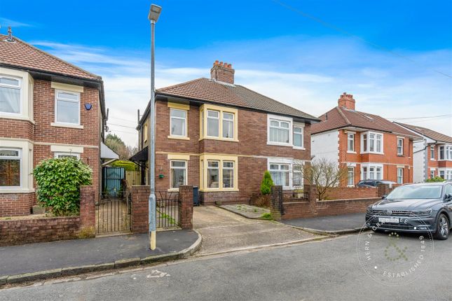 2 bedroom semi-detached house for sale