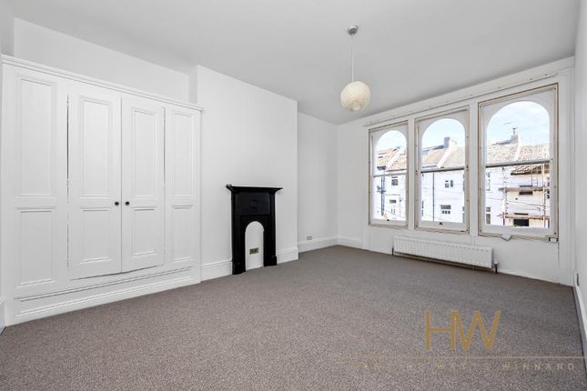 Old Shoreham Road, Brighton, BN1 5DQ 2 bed apartment for sale